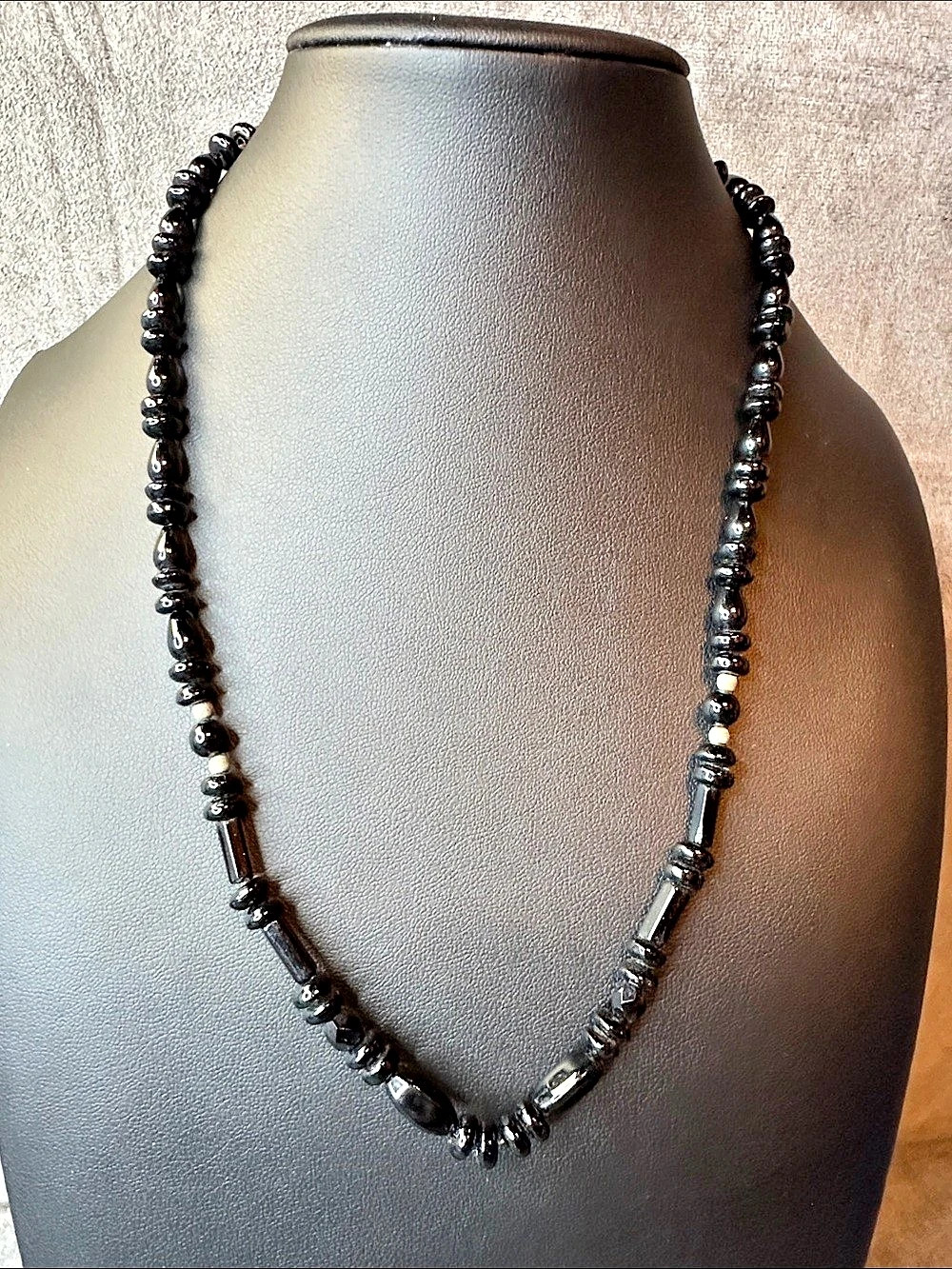Black Glass Beaded Necklace Like New